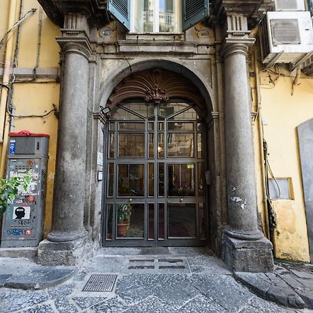 Vico Mastellone 16 Apartment Napoli Bagian luar foto