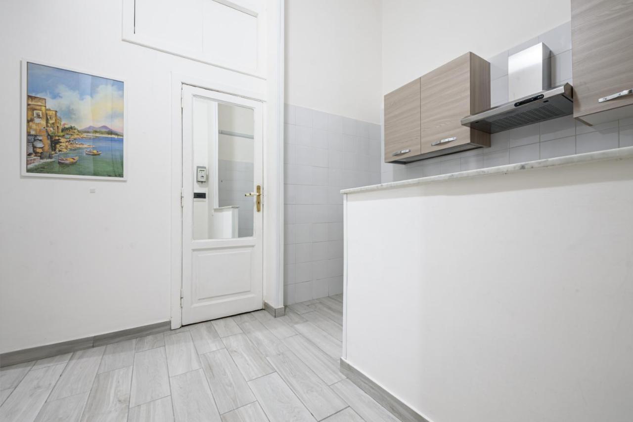 Vico Mastellone 16 Apartment Napoli Bagian luar foto