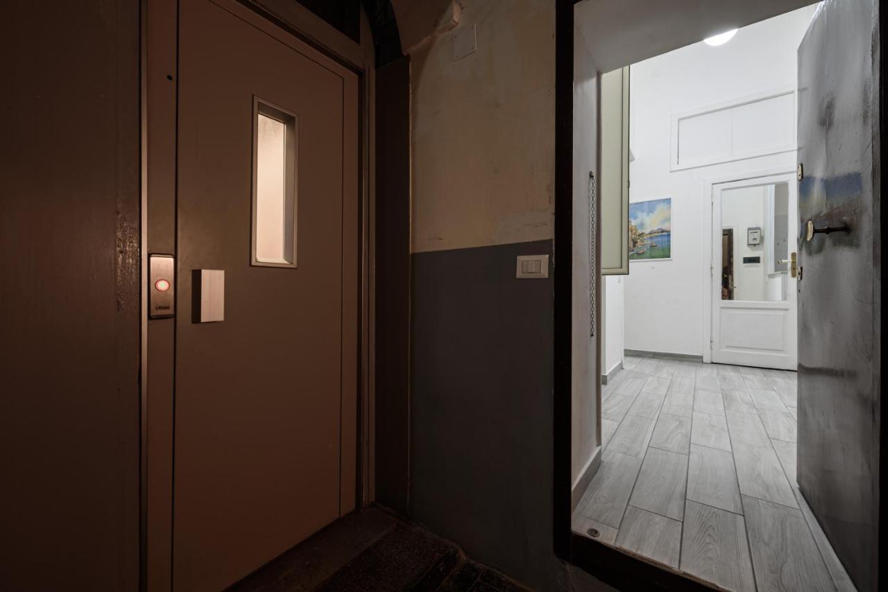Vico Mastellone 16 Apartment Napoli Bagian luar foto