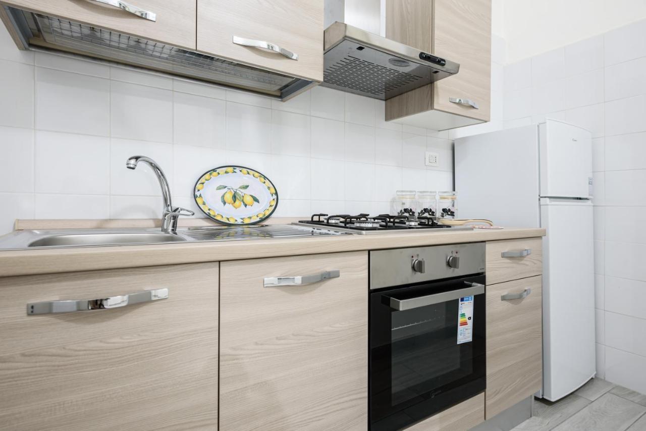 Vico Mastellone 16 Apartment Napoli Bagian luar foto
