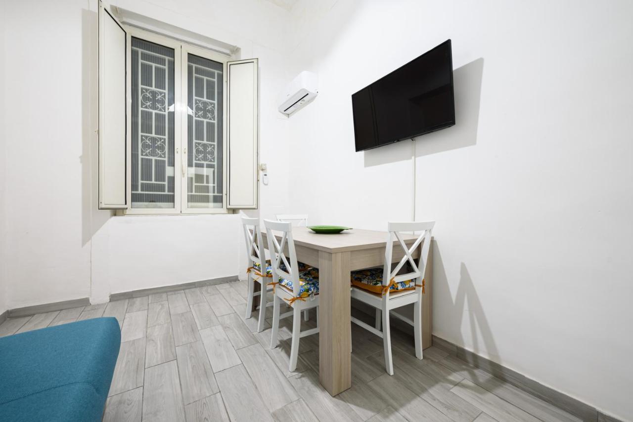 Vico Mastellone 16 Apartment Napoli Bagian luar foto